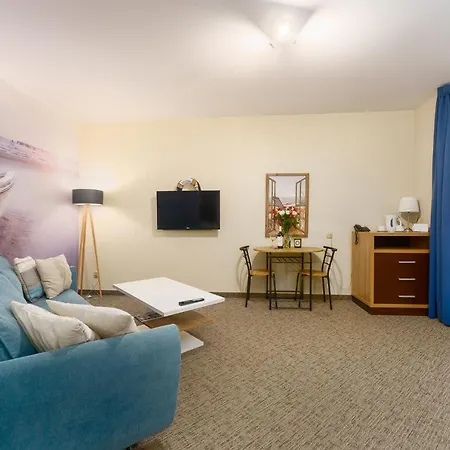 Prywatne W Diva Z Basenem Apartament Kołobrzeg